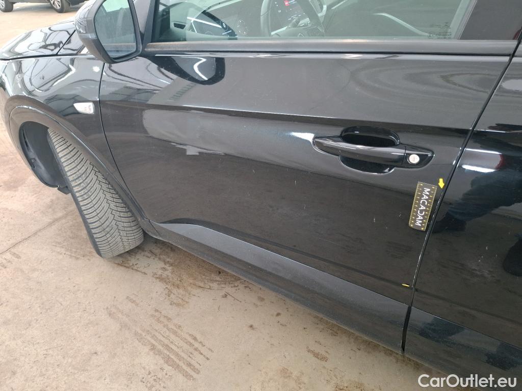  Opel   Grandland X Grandland X Elegance Business 1.5 130CV BVA8 E6d #13