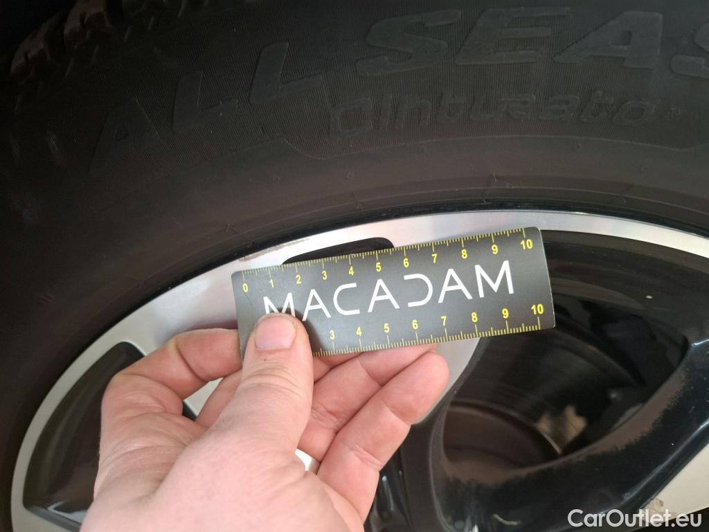  Opel   Grandland X Grandland X Elegance Business 1.5 130CV BVA8 E6d #31