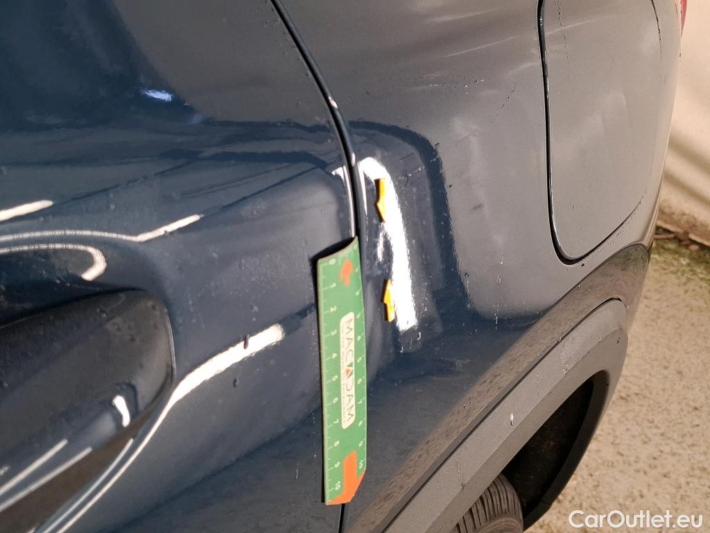  Mercedes  GLA MERCEDES-BENZ  / 2020 / 5P / SUV  200 D BUSINESS LINE DCT #2