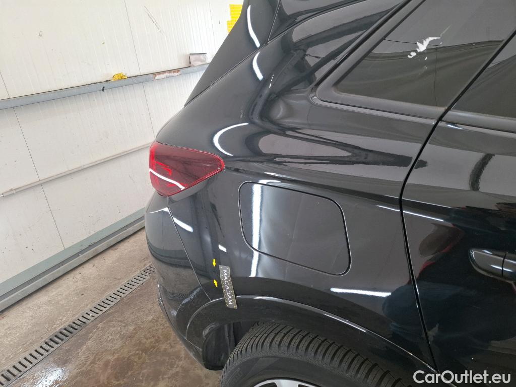  Opel   Grandland X Grandland X Elegance Business 1.5 130CV BVA8 E6d #38