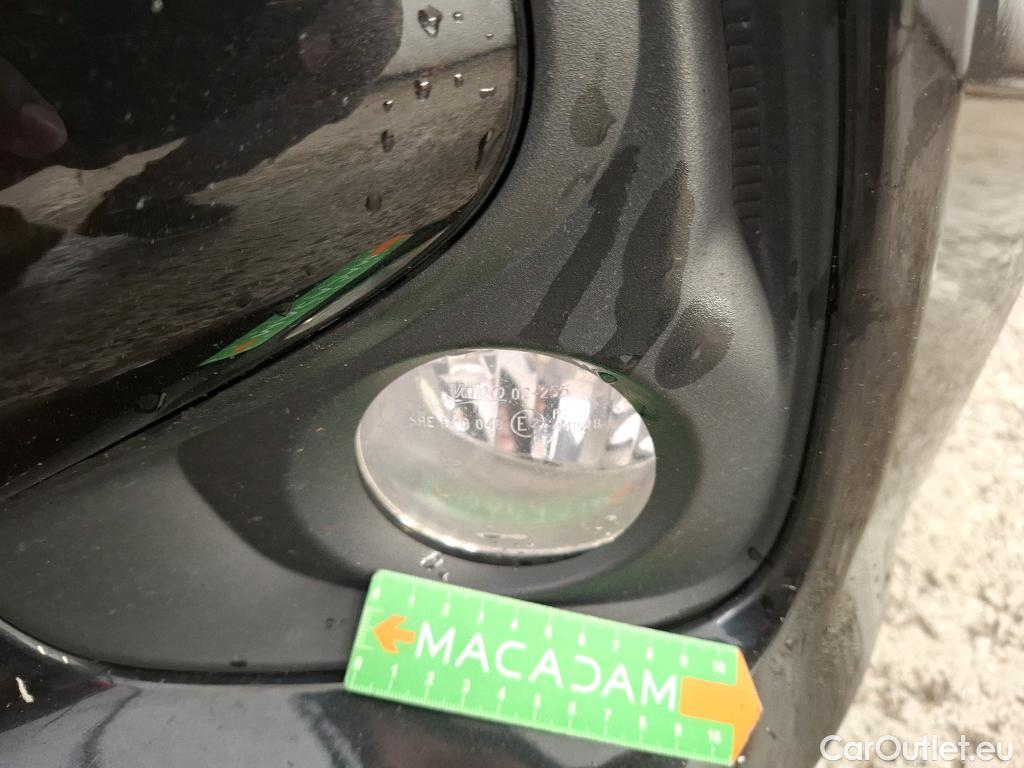  Toyota  Yaris TOYOTA  Hybride / 2019 / 5P / Berline Hybride 116h Dynamic Business Beyond Zer #32