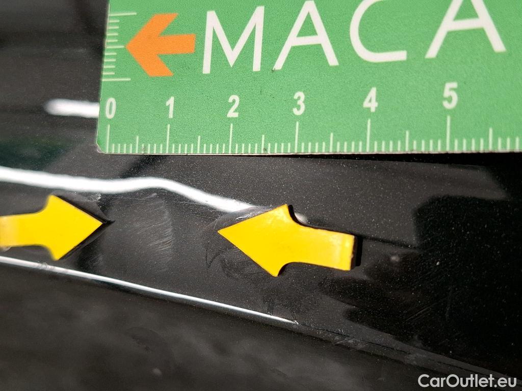  Toyota  Yaris TOYOTA  Hybride / 2019 / 5P / Berline Hybride 116h Dynamic Business Beyond Zer #57