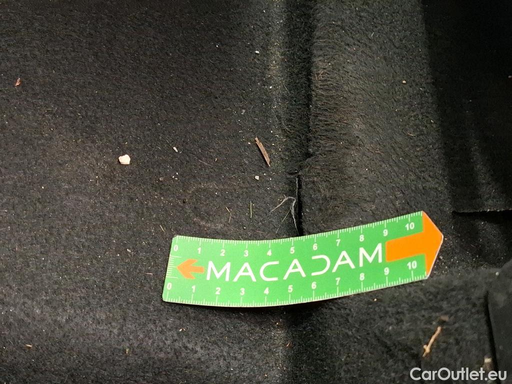  Toyota  Yaris TOYOTA  Hybride / 2019 / 5P / Berline Hybride 116h Dynamic Business Beyond Zer #50