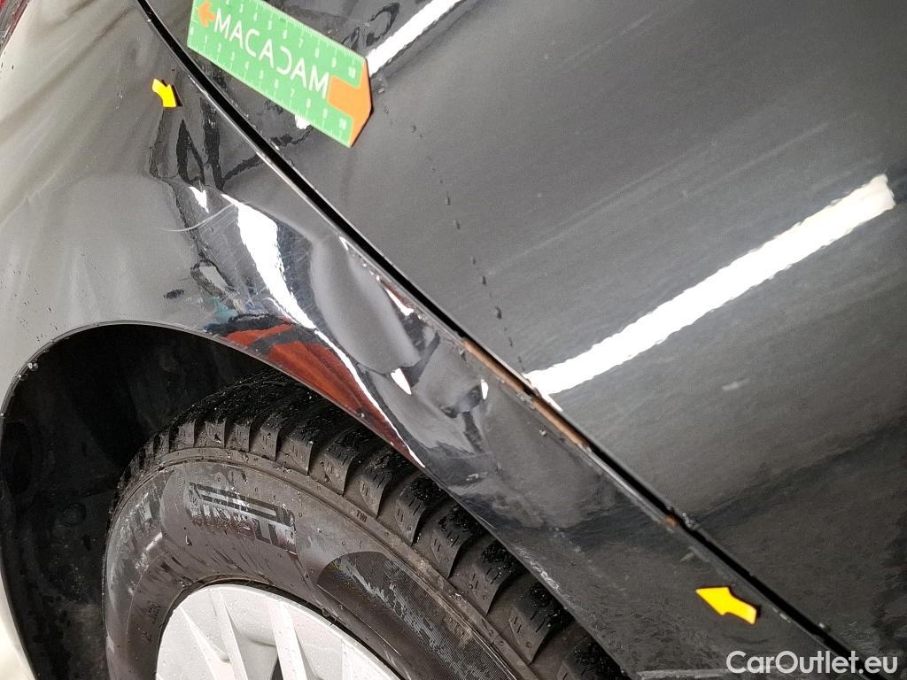  Toyota  Yaris TOYOTA  Hybride / 2019 / 5P / Berline Hybride 116h Dynamic Business Beyond Zer #4