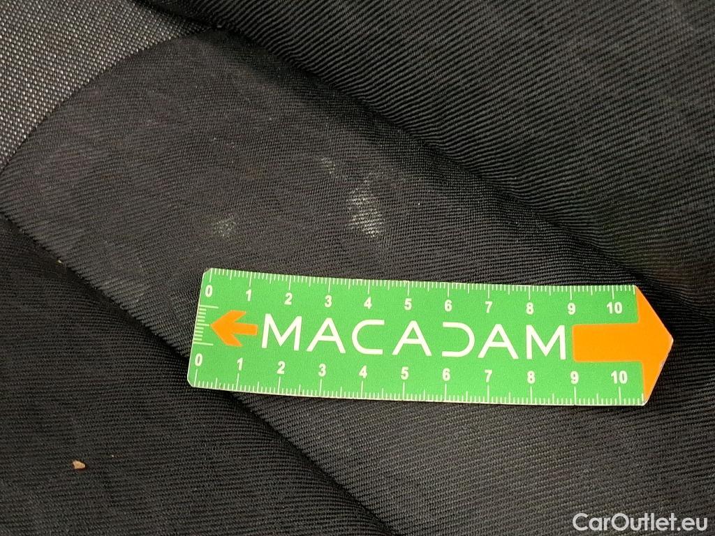  Toyota  Yaris TOYOTA  Hybride / 2019 / 5P / Berline Hybride 116h Dynamic Business Beyond Zer #41