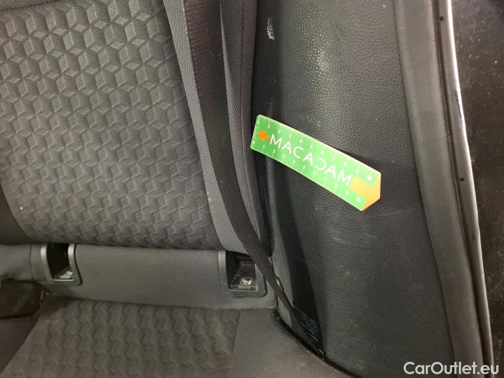  Toyota  Yaris TOYOTA  Hybride / 2019 / 5P / Berline Hybride 116h Dynamic Business Beyond Zer #23