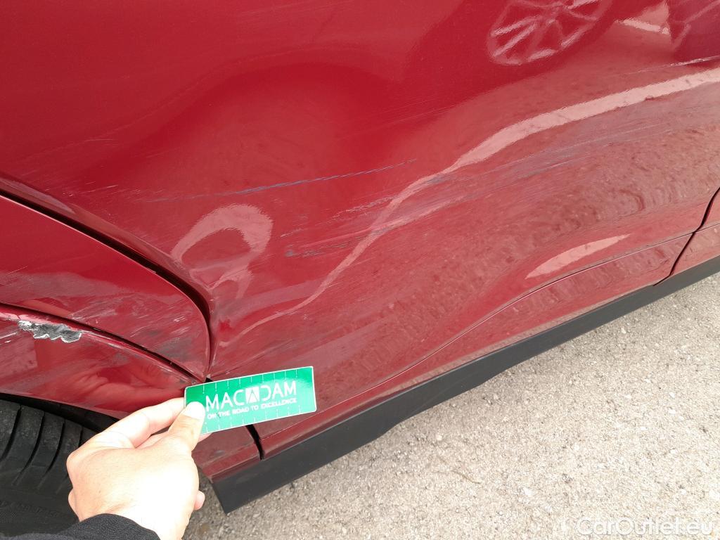  Hyundai  Konna HYUNDAI Kona / 2020 / 5P / todoterreno 150kW EV Tecno 2C #4