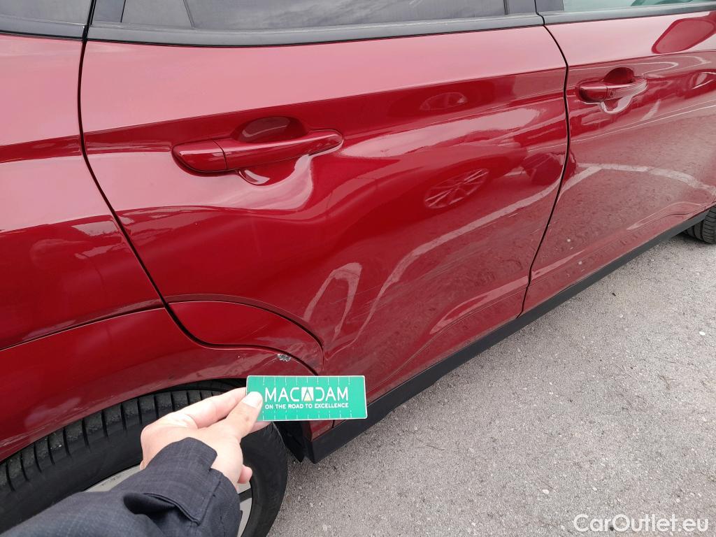  Hyundai  Konna HYUNDAI Kona / 2020 / 5P / todoterreno 150kW EV Tecno 2C #3