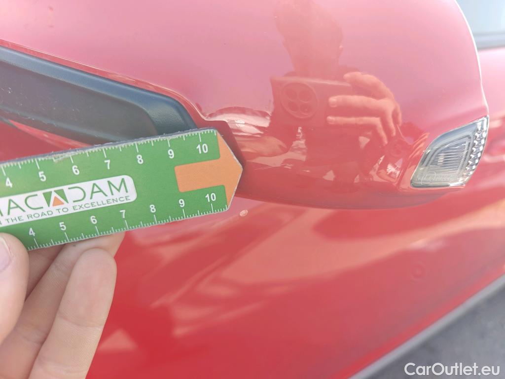  Hyundai  Konna HYUNDAI Kona / 2020 / 5P / todoterreno 1.6 GDI HEV Style Sky DCT #34