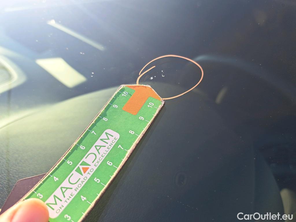  Hyundai  Konna HYUNDAI Kona / 2020 / 5P / todoterreno 150kW EV Tecno 2C #2