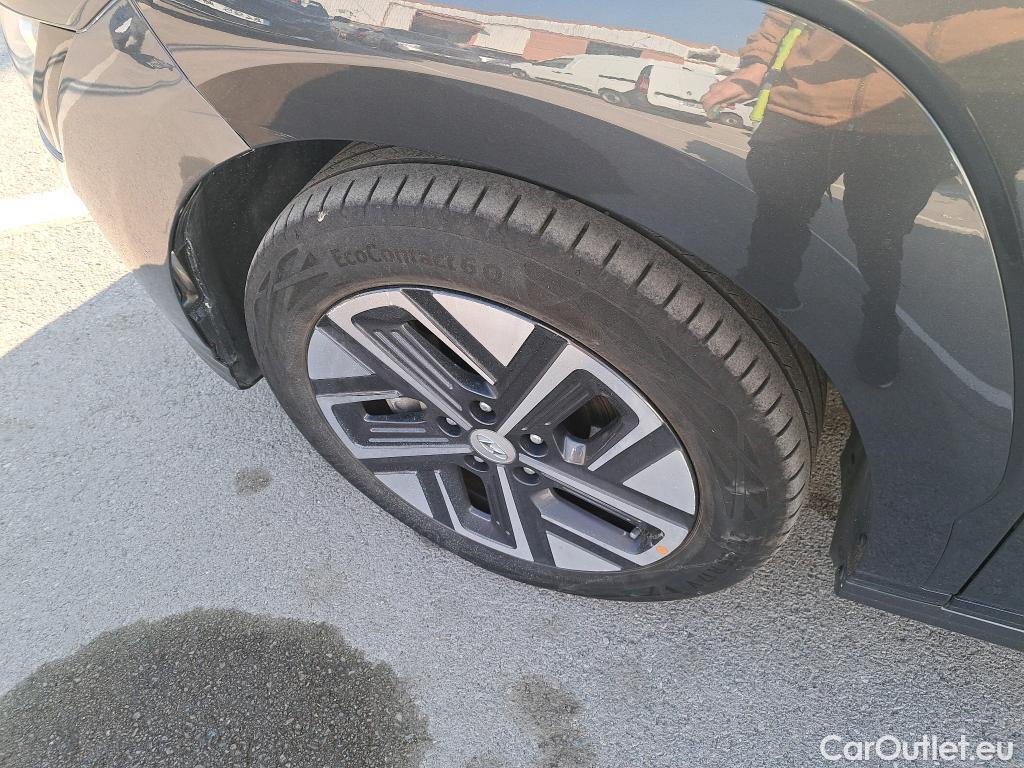  Hyundai  Konna HYUNDAI Kona / 2020 / 5P / todoterreno 150kW EV Tecno 2C #3