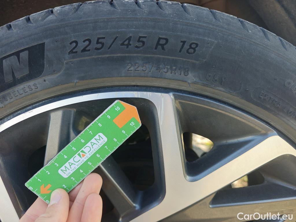  Hyundai  Konna HYUNDAI Kona / 2020 / 5P / todoterreno 1.6 GDI HEV Style Sky DCT #43