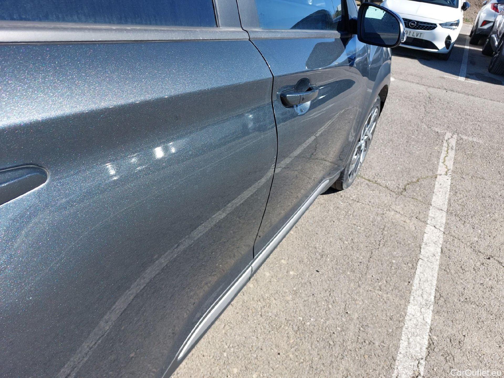  Hyundai  Konna HYUNDAI Kona / 2020 / 5P / todoterreno 1.6 GDI HEV Style Sky DCT #18