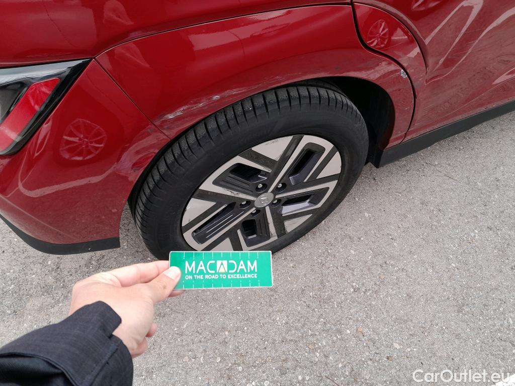  Hyundai  Konna HYUNDAI Kona / 2020 / 5P / todoterreno 150kW EV Tecno 2C #9