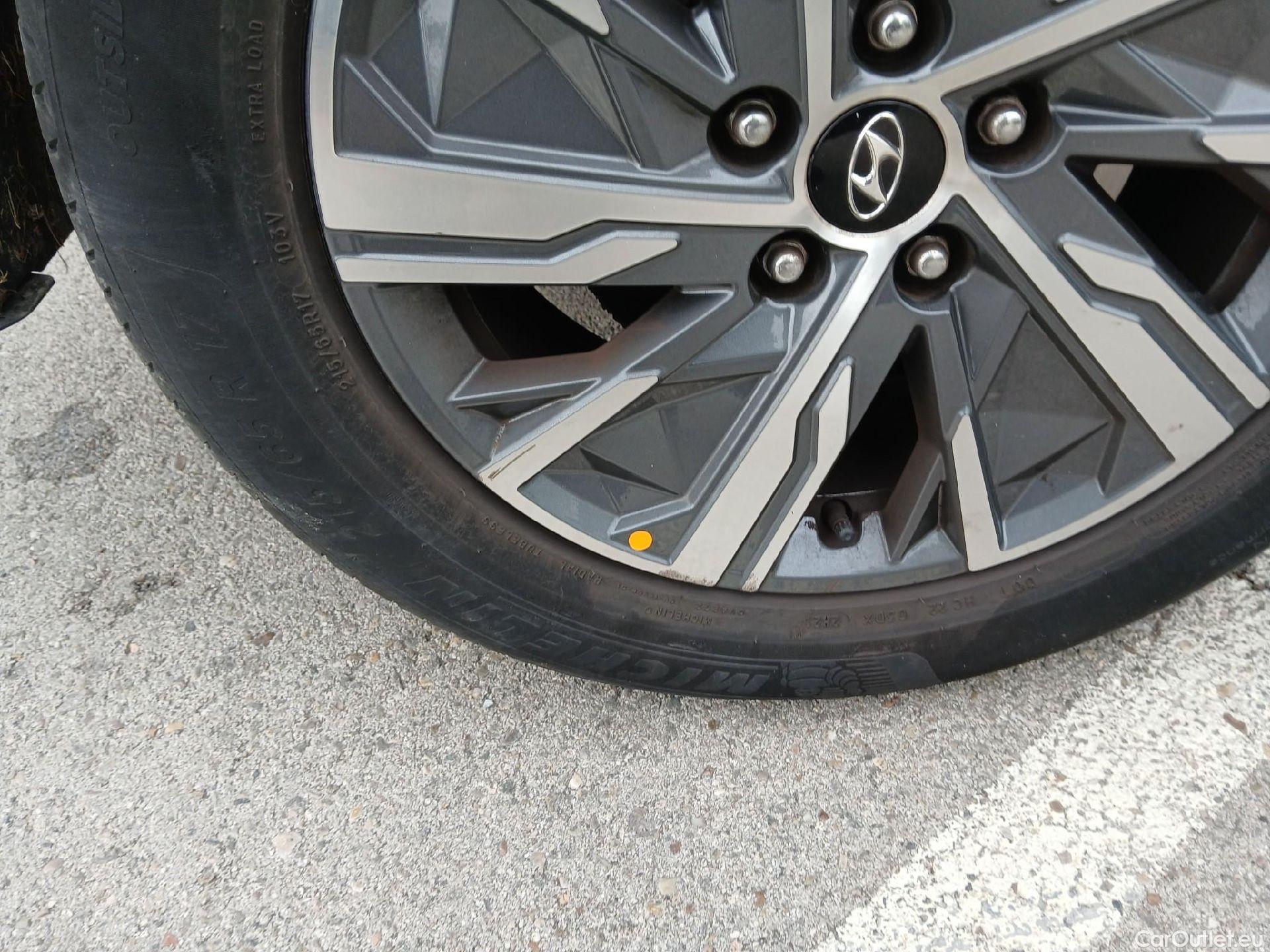  Hyundai  Tucson HYUNDAI  / 2020 / 5P / todoterreno 1.6 TGDI 110kW (150CV) Klass #42