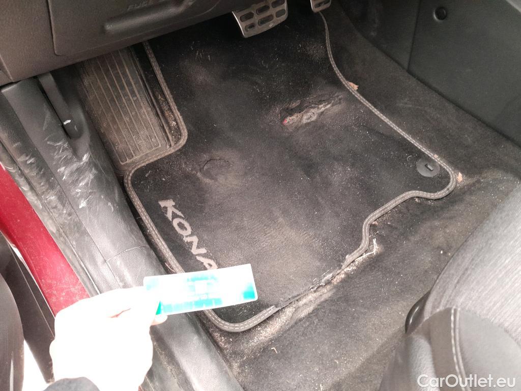  Hyundai  Konna HYUNDAI Kona / 2020 / 5P / todoterreno 150kW EV Tecno 2C #25