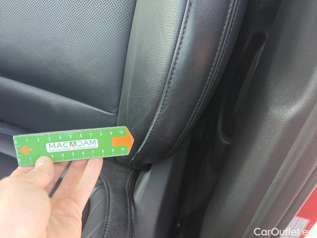  Hyundai  Konna HYUNDAI Kona / 2020 / 5P / todoterreno 1.6 GDI HEV Style Sky DCT #9