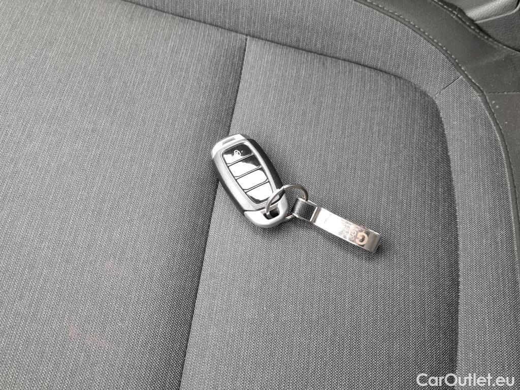  Hyundai  Konna HYUNDAI Kona / 2020 / 5P / todoterreno 150kW EV Tecno 2C #1