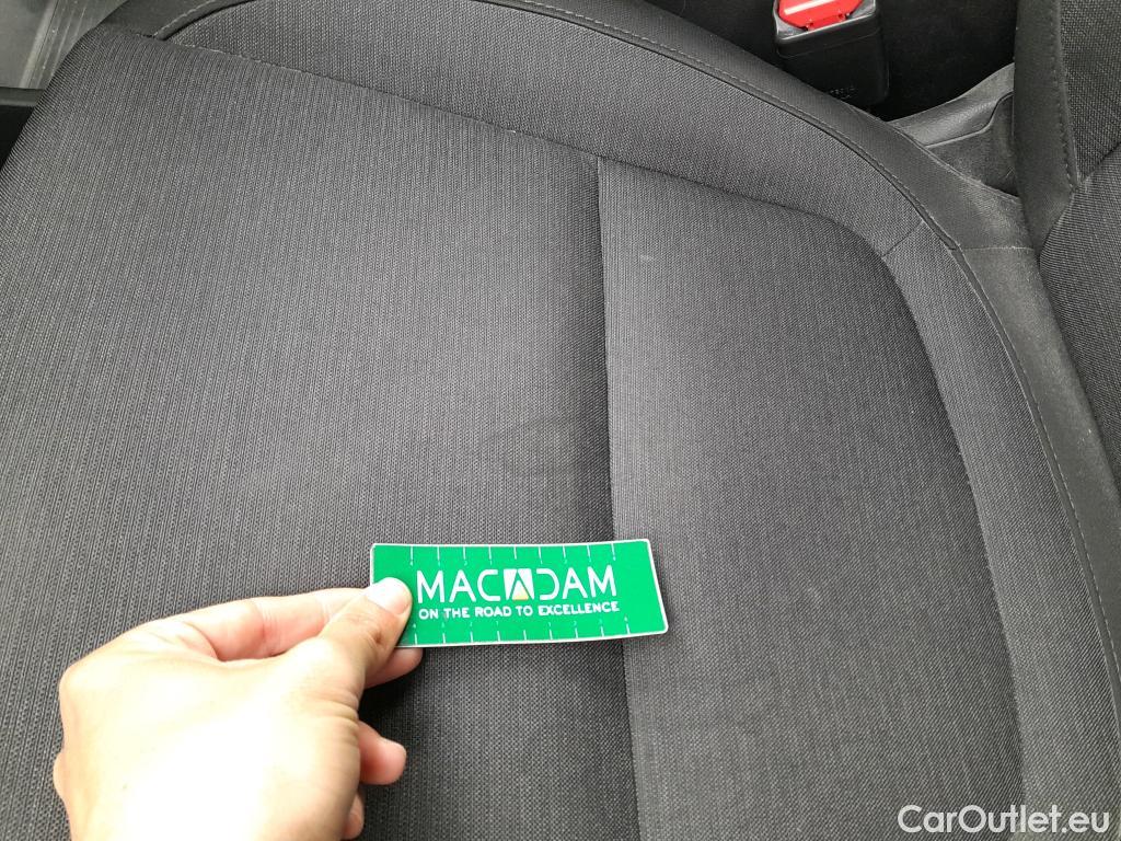  Hyundai  Konna HYUNDAI Kona / 2020 / 5P / todoterreno 150kW EV Tecno 2C #26