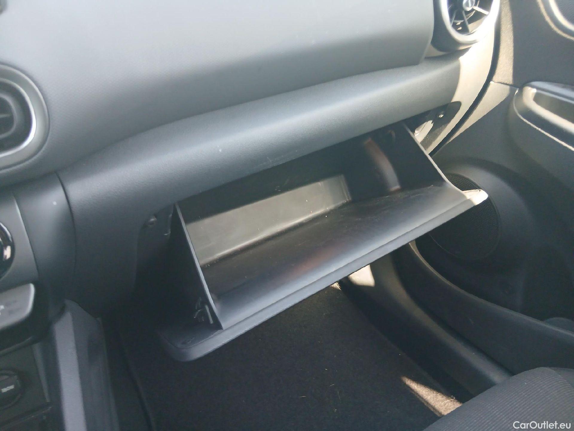  Hyundai  Konna HYUNDAI Kona / 2020 / 5P / todoterreno 1.6 GDI HEV Tecno 2C DCT #1