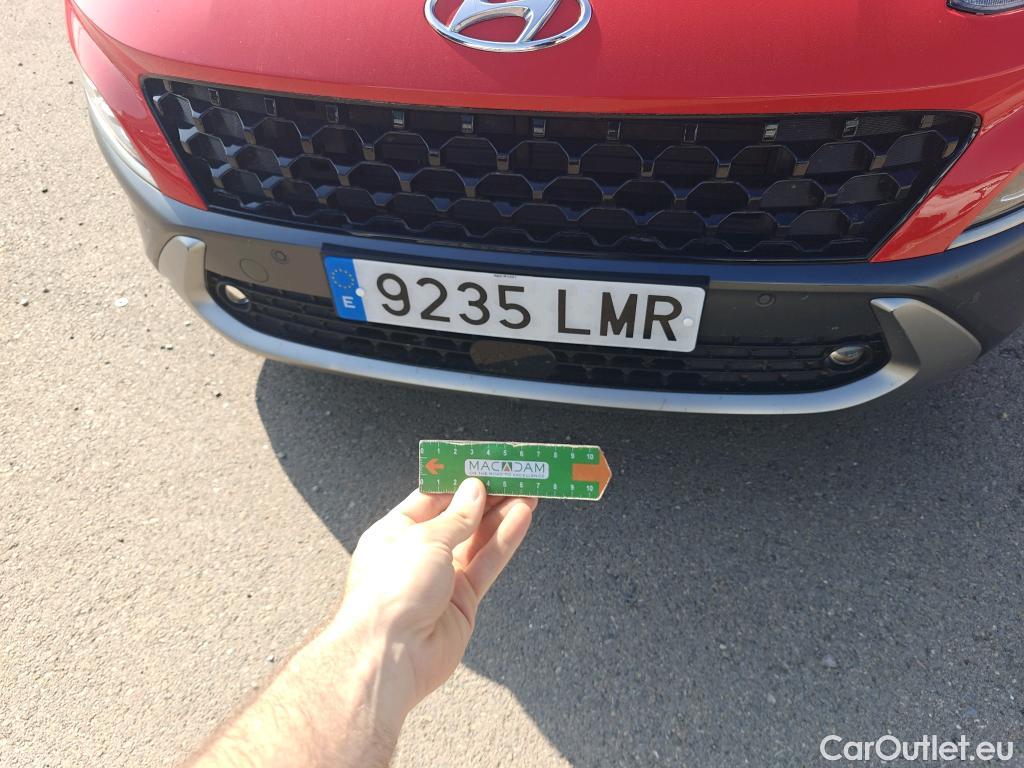  Hyundai  Konna HYUNDAI Kona / 2020 / 5P / todoterreno 1.6 GDI HEV Style Sky DCT #23