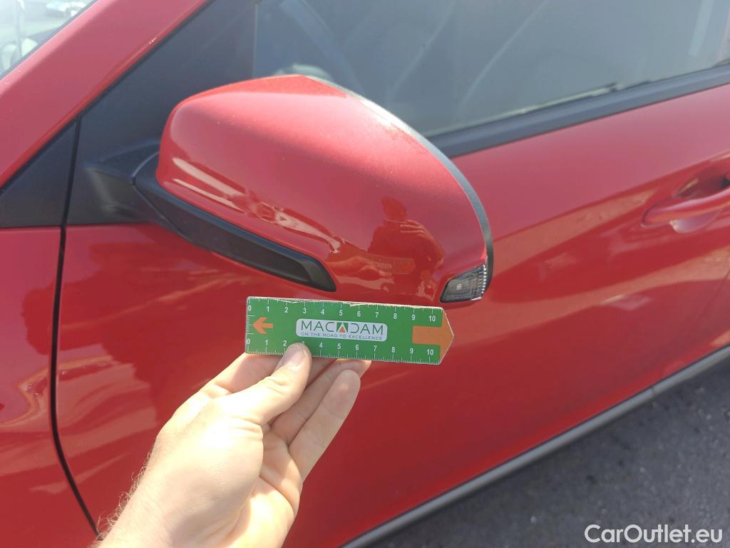  Hyundai  Konna HYUNDAI Kona / 2020 / 5P / todoterreno 1.6 GDI HEV Style Sky DCT #33