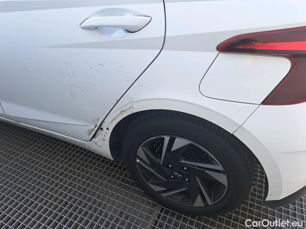  Hyundai  i20 HYUNDAI  / 2020 / 5P / berlina con portón 1.2 MPI Klass #1