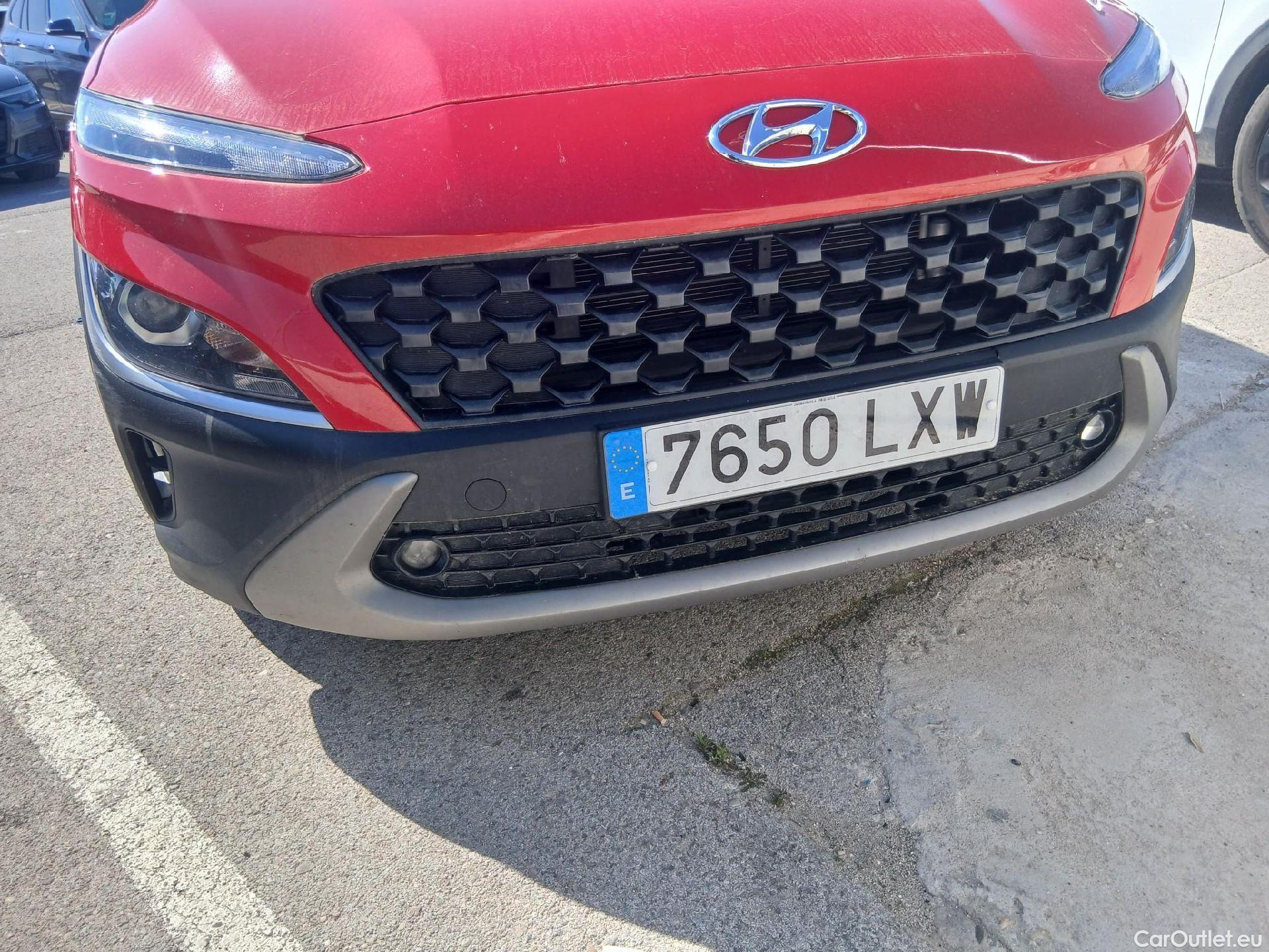  Hyundai  Konna HYUNDAI Kona / 2020 / 5P / todoterreno 1.6 GDI HEV Maxx DCT #9