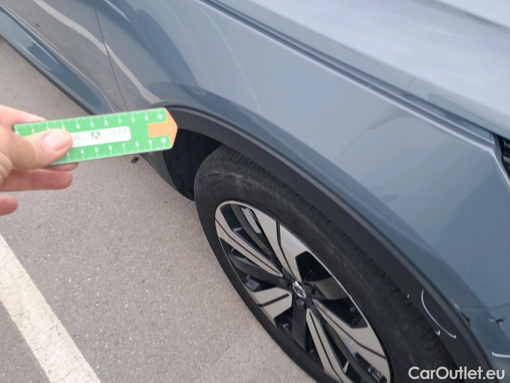  Volvo  XC 40 VOLVO XC40 Recharge Eléctrico Core Auto 70 kWh #27