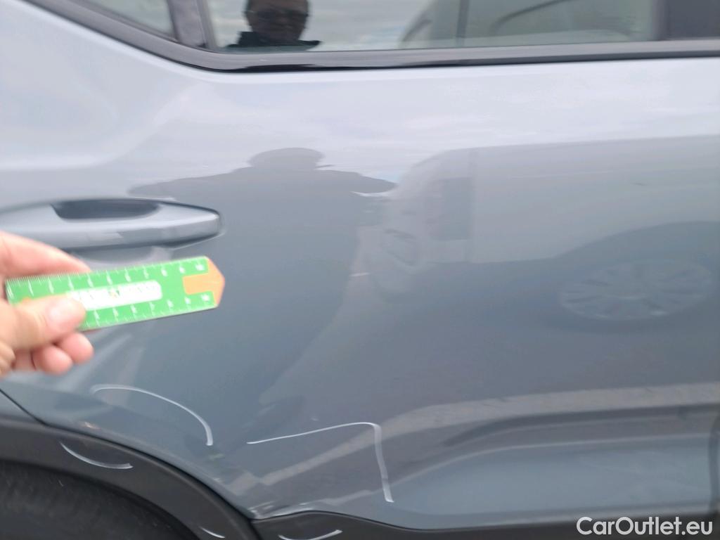  Volvo  XC 40 VOLVO XC40 Recharge Eléctrico Core Auto 70 kWh #1