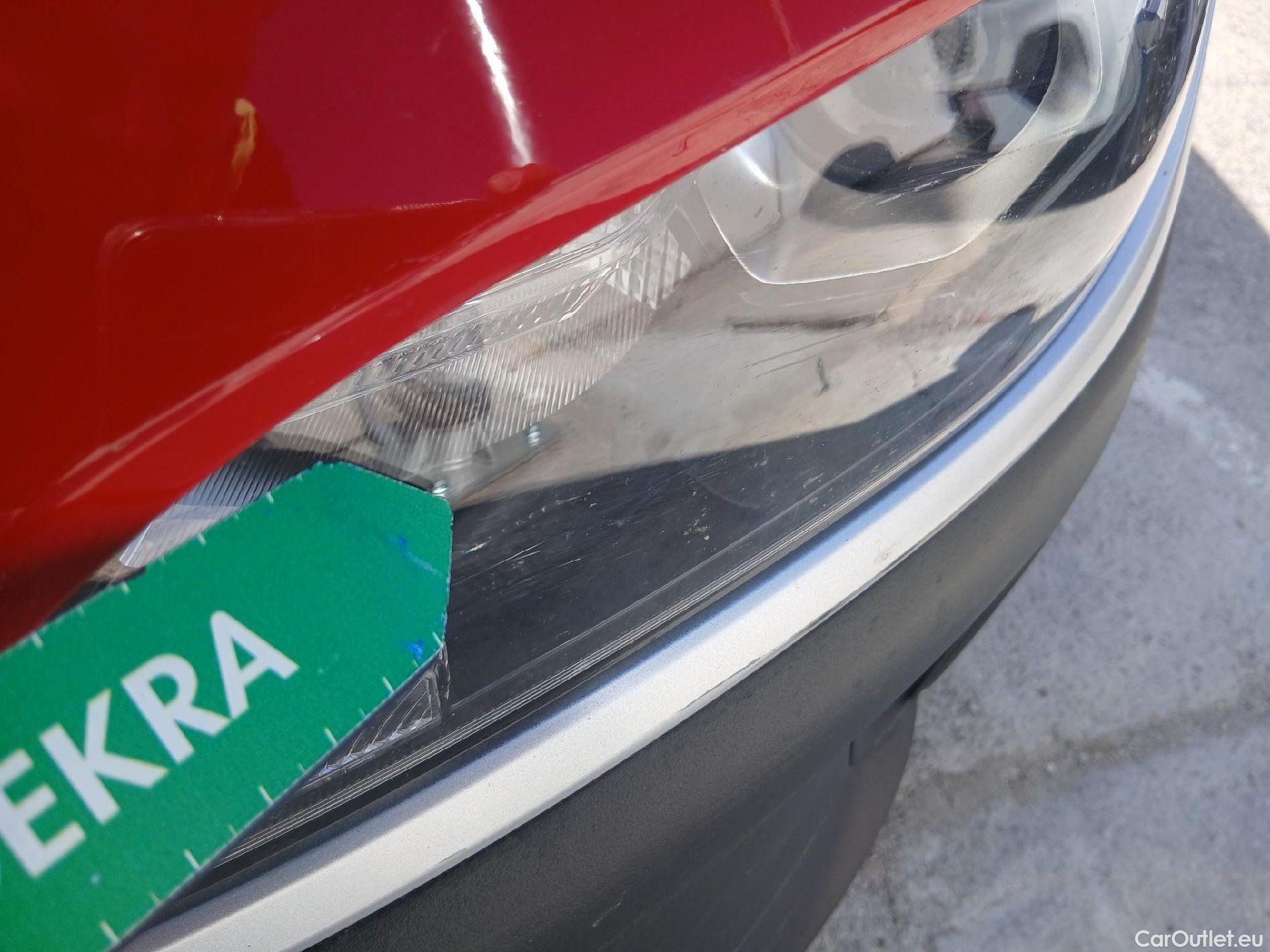  Hyundai  Konna HYUNDAI Kona / 2020 / 5P / todoterreno 1.6 GDI HEV Maxx DCT #16