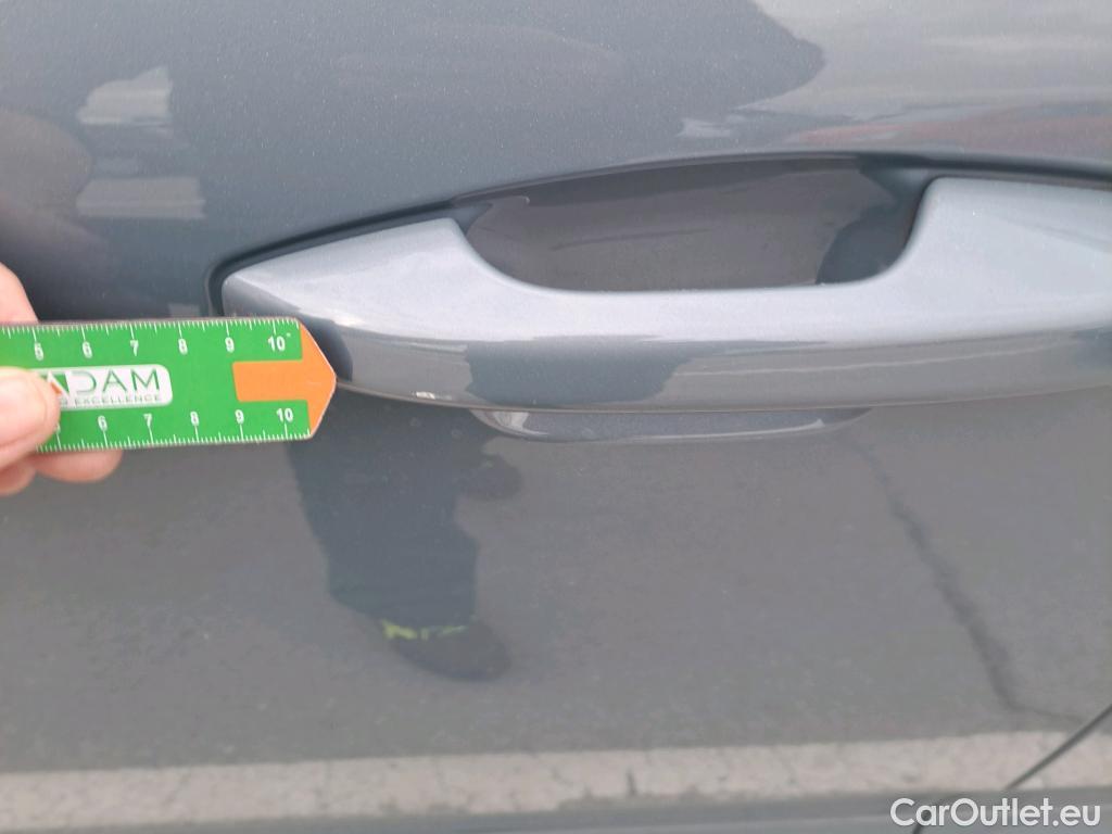  Volvo  XC 40 VOLVO XC40 Recharge Eléctrico Core Auto 70 kWh #32