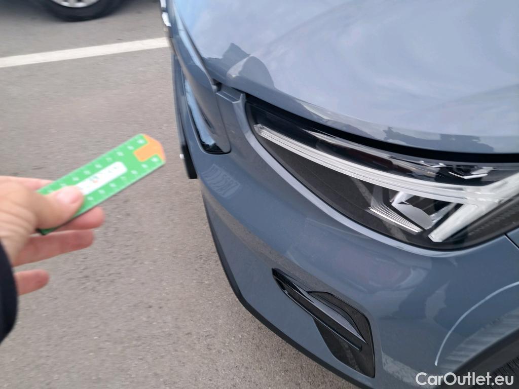  Volvo  XC 40 VOLVO XC40 Recharge Eléctrico Core Auto 70 kWh #19