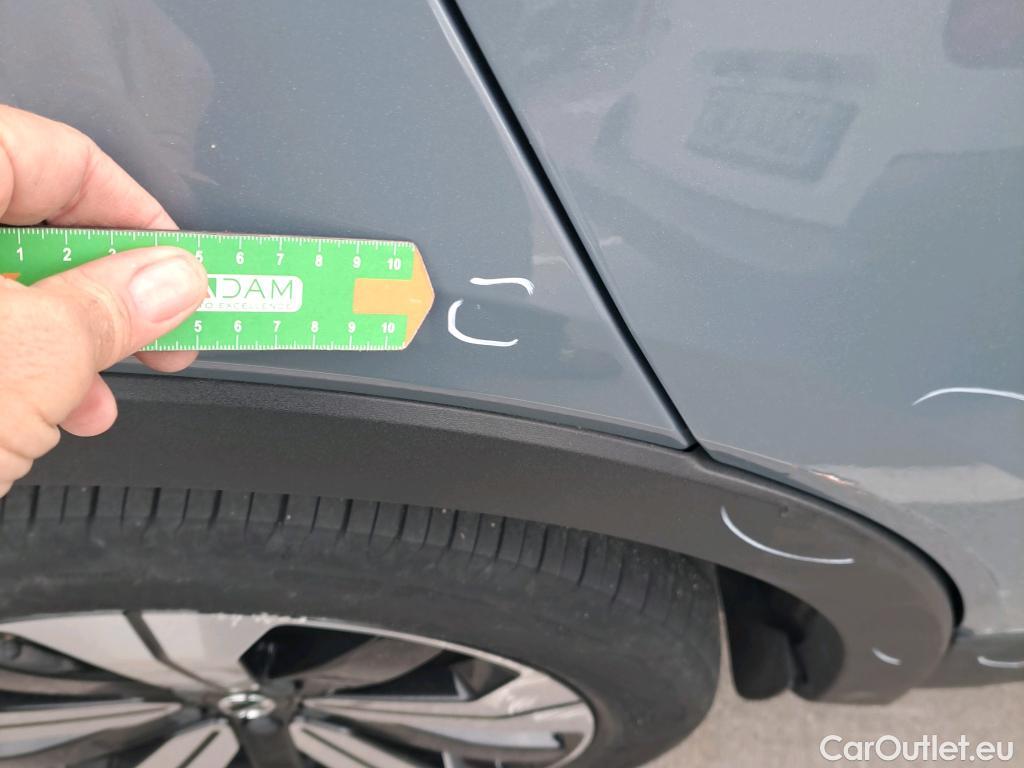  Volvo  XC 40 VOLVO XC40 Recharge Eléctrico Core Auto 70 kWh #40