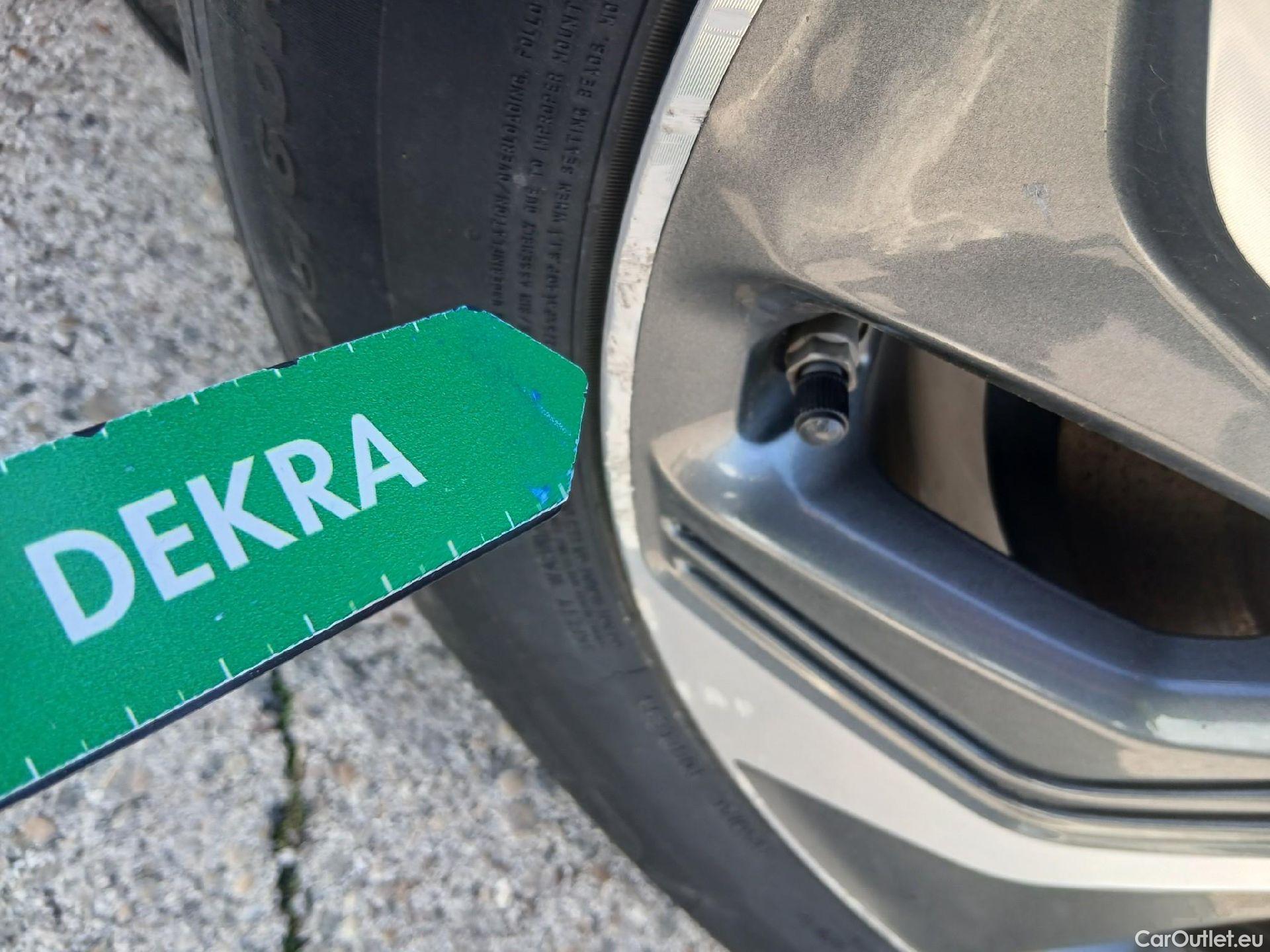  Hyundai  Konna HYUNDAI Kona / 2020 / 5P / todoterreno 1.6 GDI HEV Maxx DCT #27