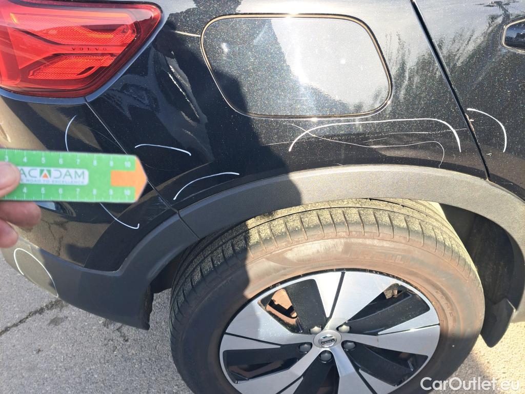  Volvo  XC 40 VOLVO XC40 / 2021 / 5P / todoterreno 1.5 T4 Recharge PHEV Core Auto #4