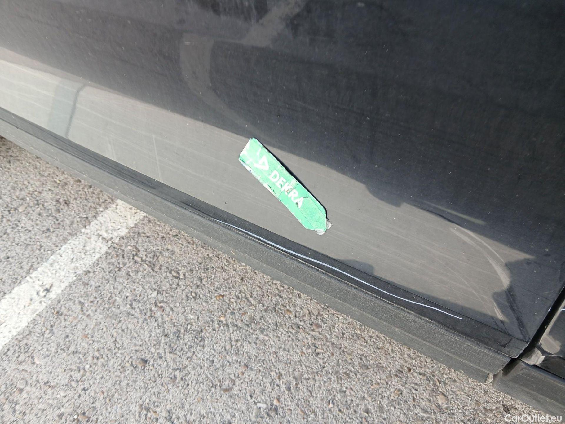  Volvo  XC 40 VOLVO XC40 / 2017 / 5P / todoterreno 1.5 T4 Twin Recharge Inscription Ex Auto #15