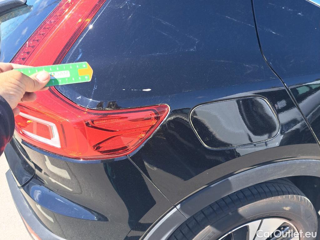  Volvo  XC 40 VOLVO XC40 / 2021 / 5P / todoterreno 1.5 T4 Recharge PHEV Core Auto #17