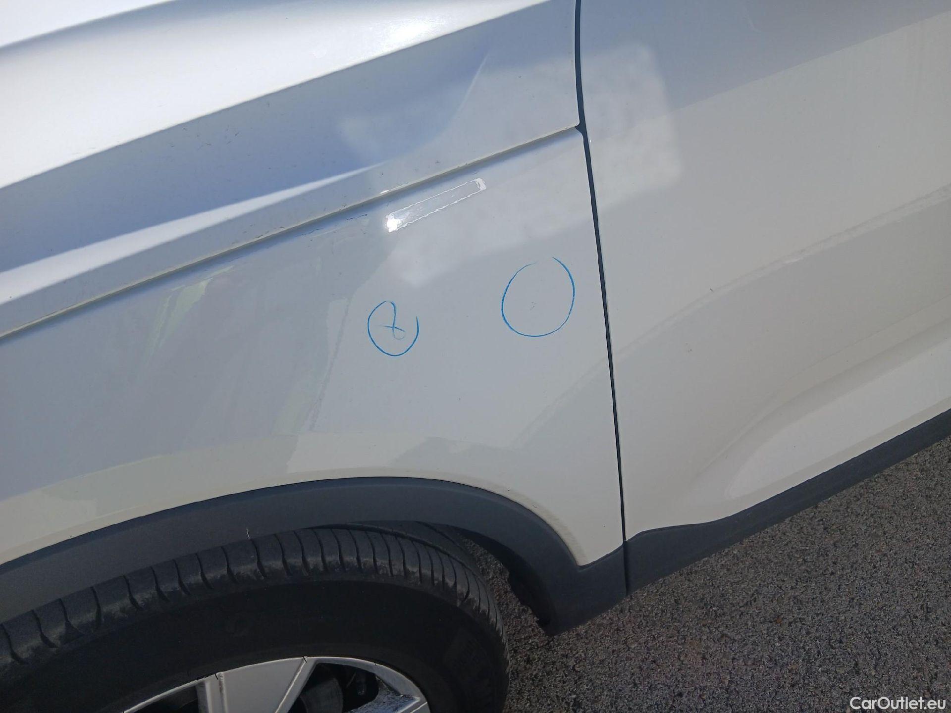  Volvo  XC 40 VOLVO XC40 / 2017 / 5P / todoterreno 1.5 T2 Momentum Core Auto #6