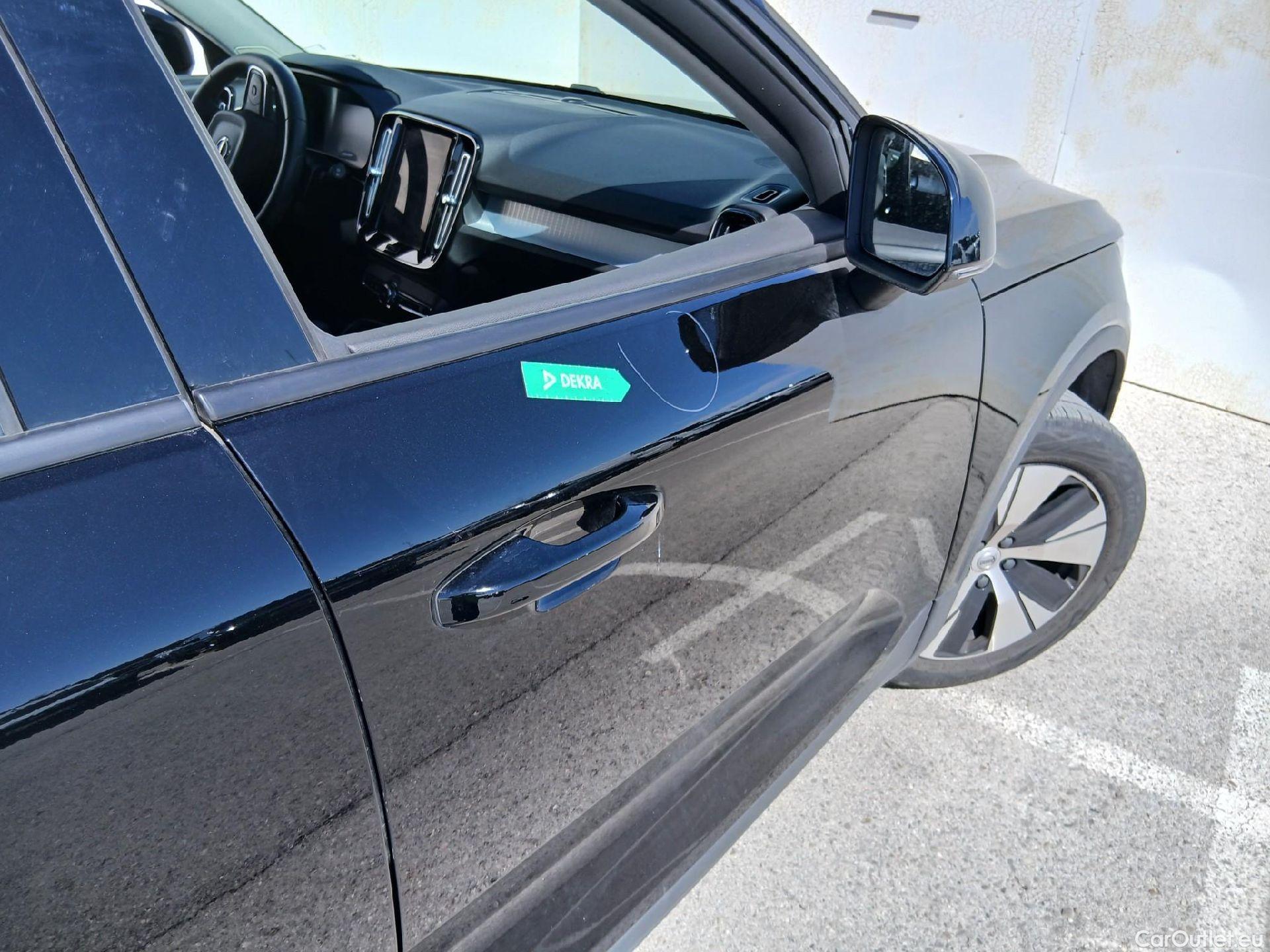  Volvo  XC 40 VOLVO XC40 / 2017 / 5P / todoterreno 1.5 T2 Momentum Pro #38