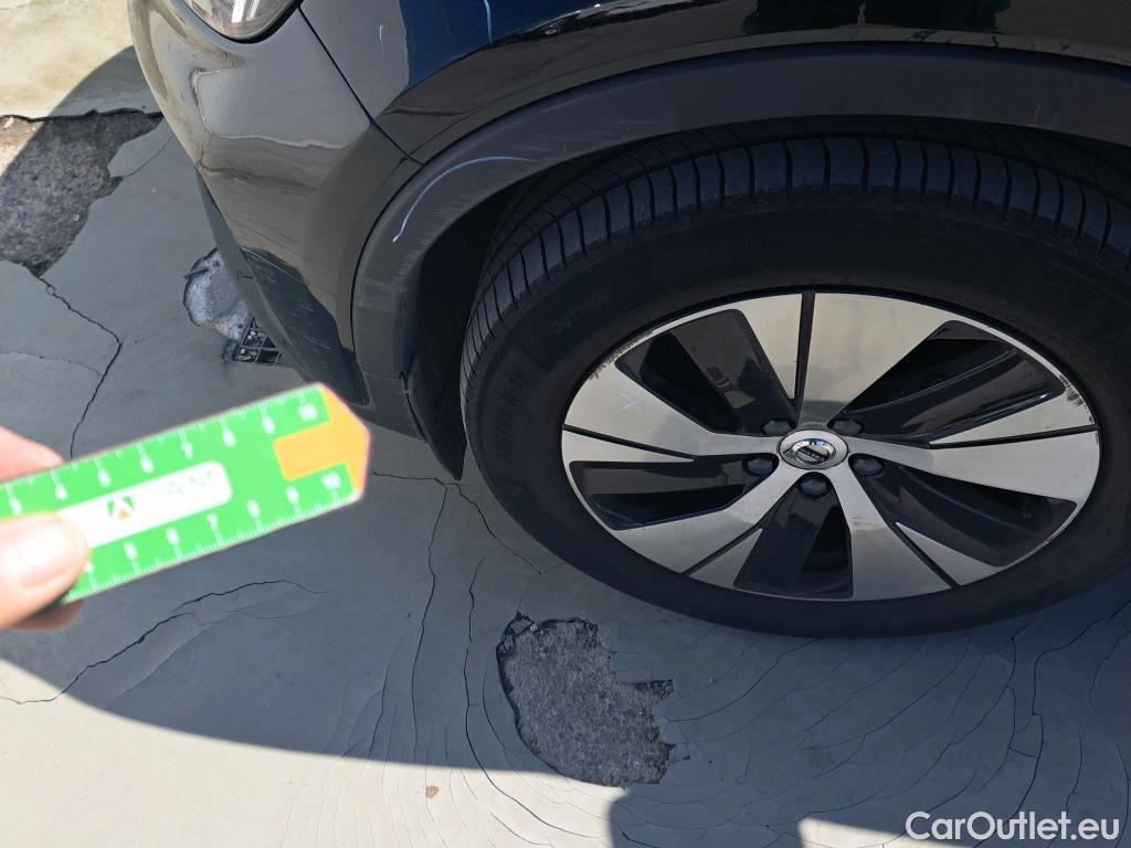  Volvo  XC 40 VOLVO XC40 / 2021 / 5P / todoterreno 1.5 T4 Recharge PHEV Core Auto #13