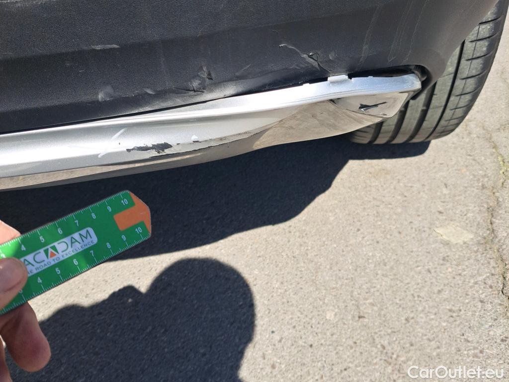  Volvo  XC 40 VOLVO XC40 / 2021 / 5P / todoterreno 1.5 T4 Recharge PHEV Core Auto #2