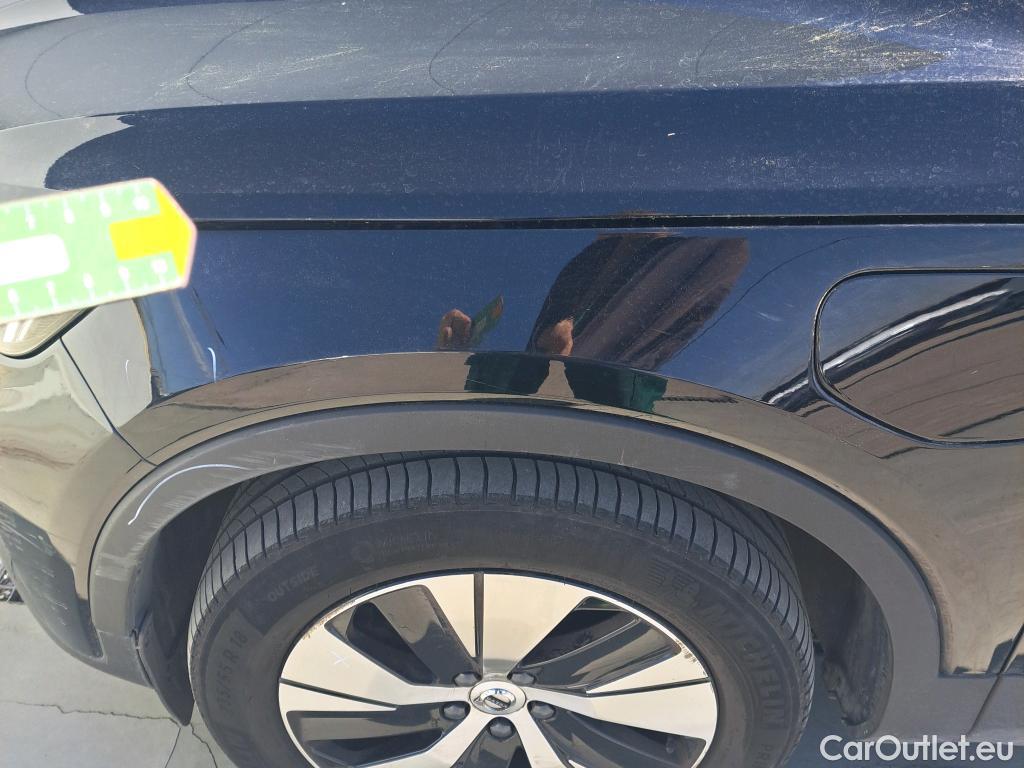  Volvo  XC 40 VOLVO XC40 / 2021 / 5P / todoterreno 1.5 T4 Recharge PHEV Core Auto #50