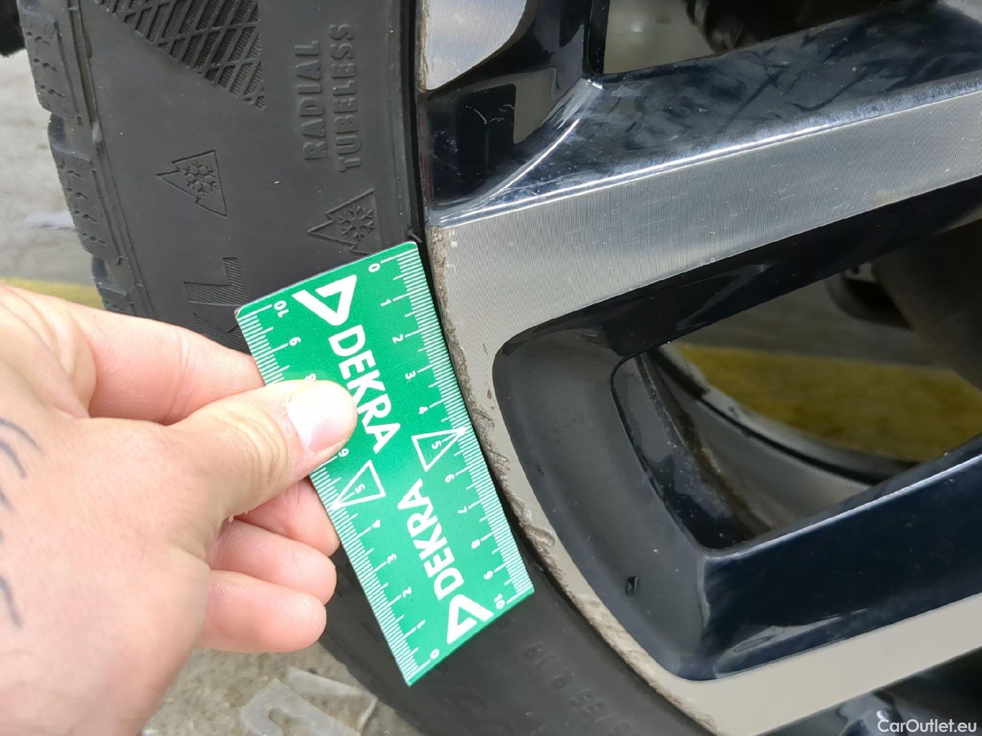  Citroen  C5 CITROEN  Aircross / 2018 / 5P / SUV Hybrid 225 ë-EAT8 Shine Pack #20