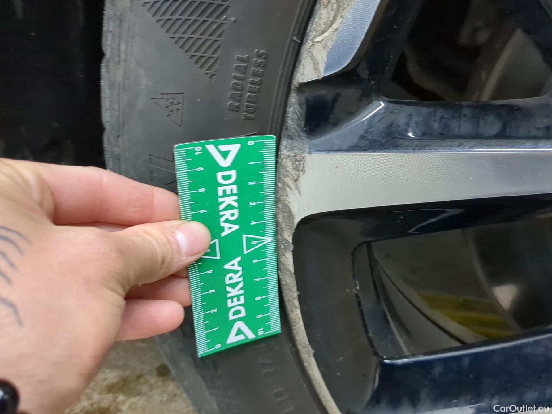  Citroen  C5 CITROEN  Aircross / 2018 / 5P / SUV Hybrid 225 ë-EAT8 Shine Pack #23