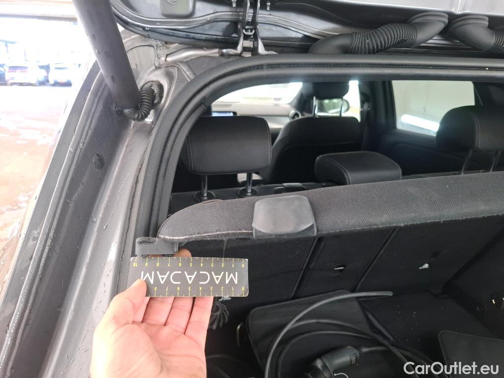  Mercedes  GLA MERCEDES-BENZ  / 2023 / 5P / SUV  250 e Business Line DCT #24