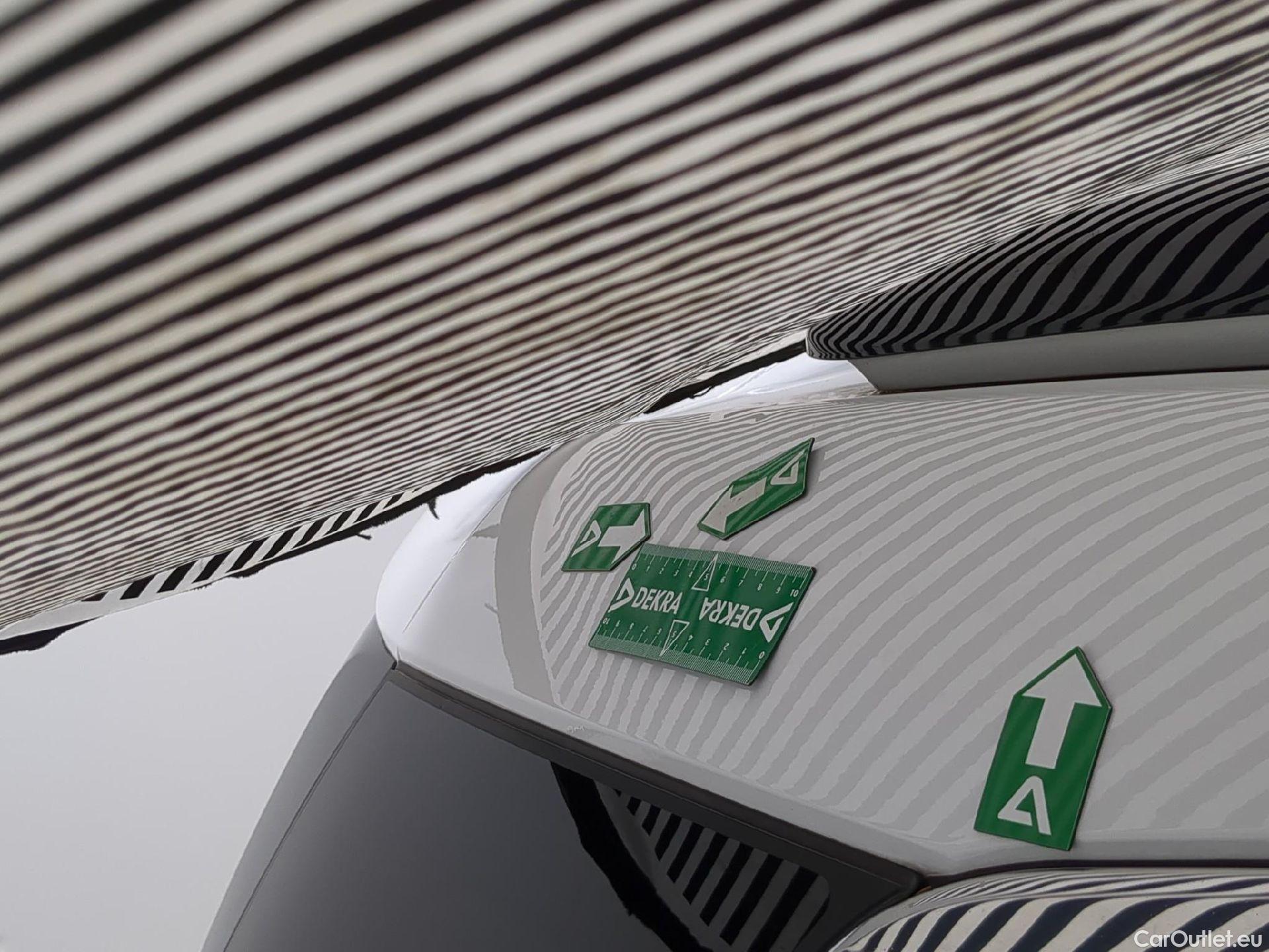  Citroen  C5 CITROEN  Aircross / 2018 / 5P / SUV Hybrid 225 ë-EAT8 Shine Pack #36