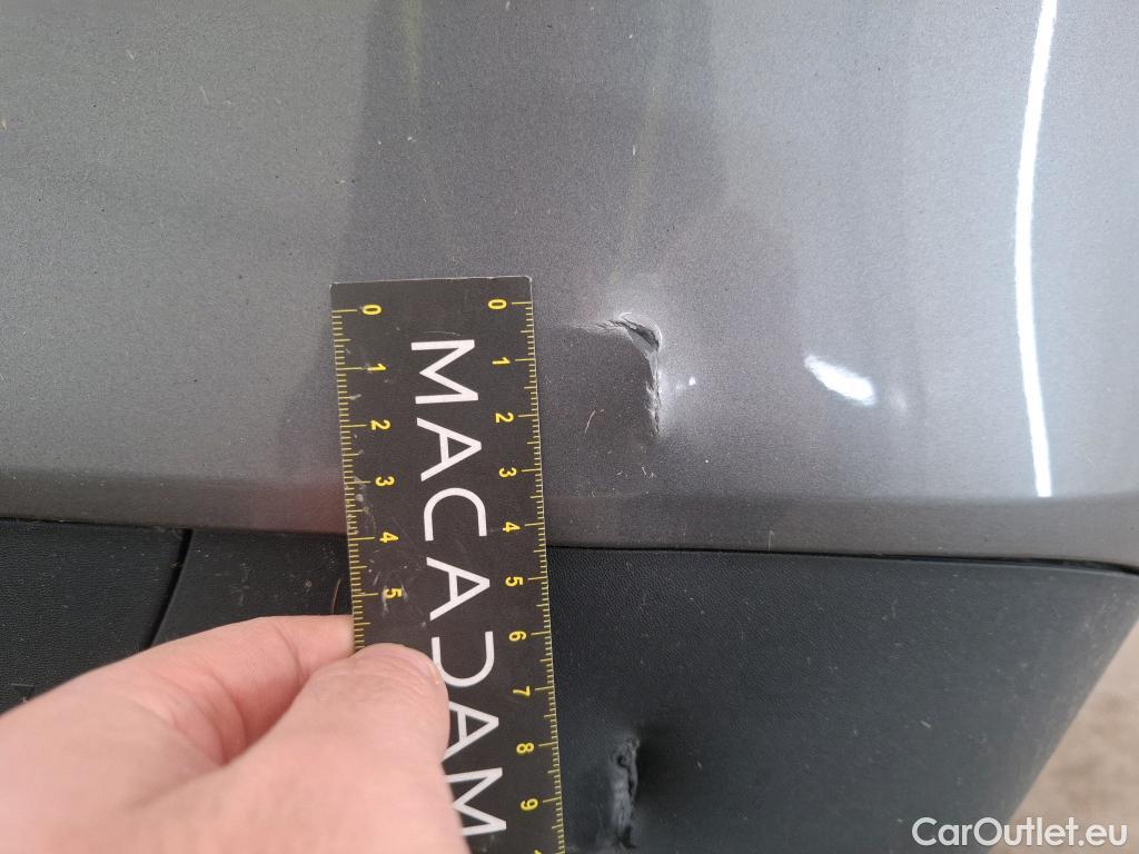  Mercedes  CLA-Klasse MERCEDES-BENZ CLA Coupe / 2019 / 4P / Coupé CLA 180 Business Line BA7 #3