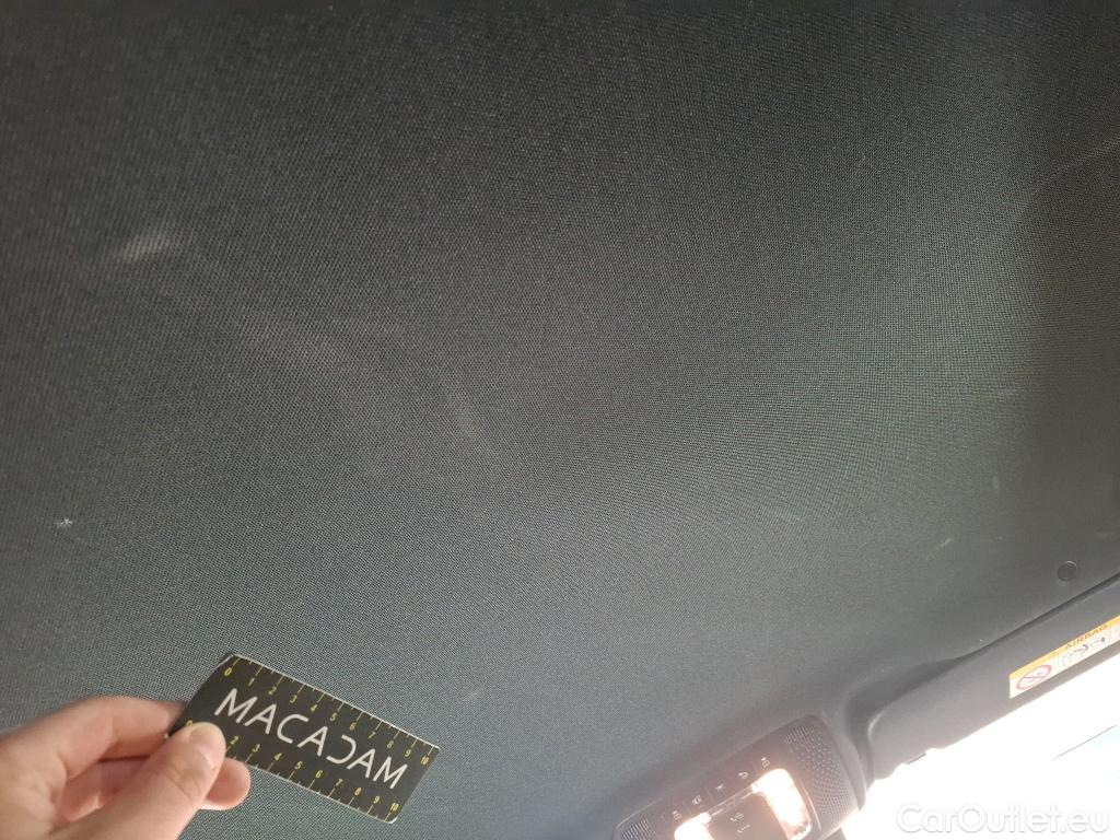  Mercedes  GLA MERCEDES-BENZ  / 2023 / 5P / SUV  250 e Business Line DCT #19