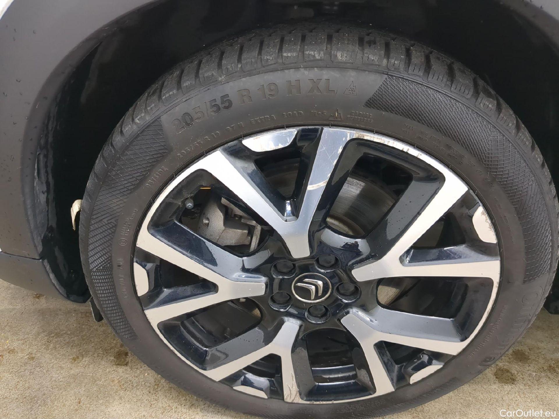  Citroen  C5 CITROEN  Aircross / 2018 / 5P / SUV Hybrid 225 ë-EAT8 Shine Pack #2